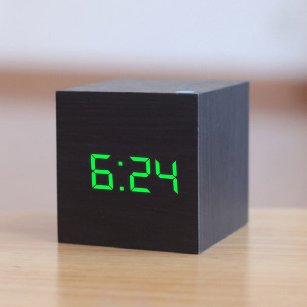 Qualified Digital  LED  Clock