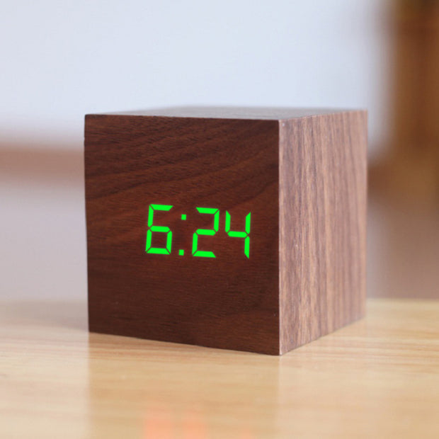 Qualified Digital  LED  Clock